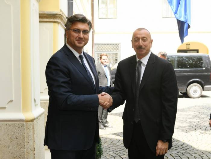 Arbeitsessen zwischen Präsident Ilham Aliyev und Kroatiens Premierminister Andrej Plenković