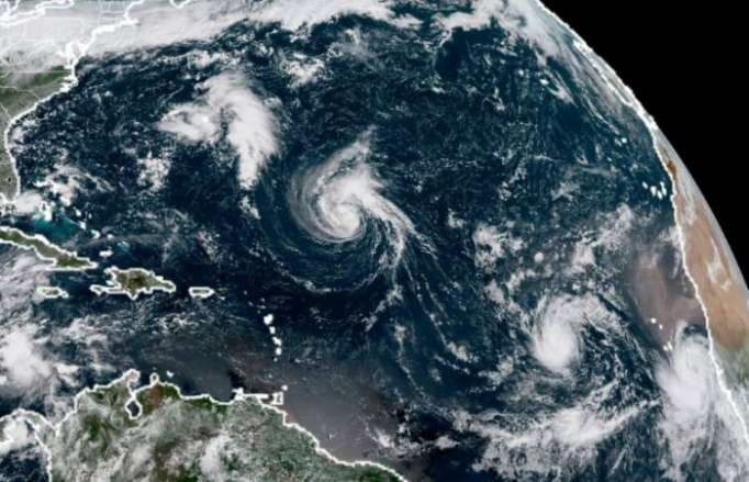 Tormenta Florence se dirige hacia la costa este de EEUU