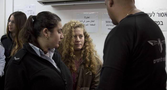 Israel prohíbe a la activista palestina Ahed Tamimi viajar a Europa