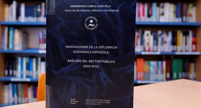 El Gobierno español descarta que la tesis del presidente Sánchez sea plagiada