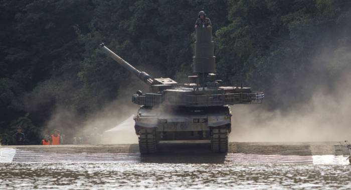 Teuerster Panzer der Welt bekommt nun Wüsten-Modifikation