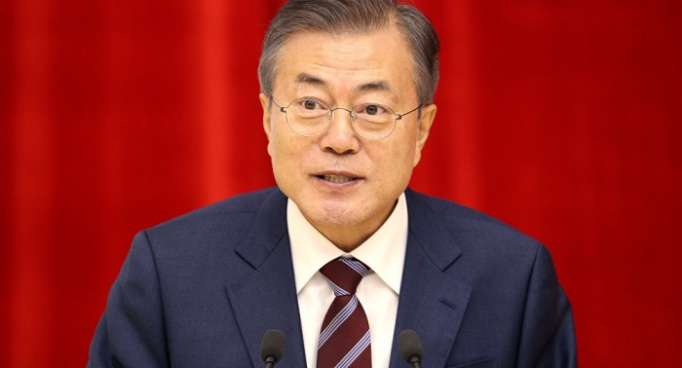 Presidente surcoreano espera que EEUU reanude las negociaciones con Corea del Norte