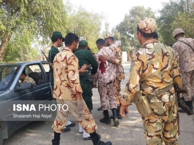 Al menos 24 muertos y más de 50 heridos en el atentado durante el desfile militar en Irán- Actualizado