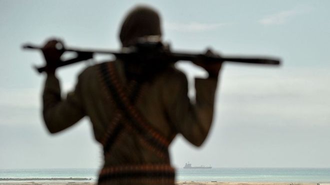 Nigerian pirates kidnap 12 crew from Swiss cargo ship