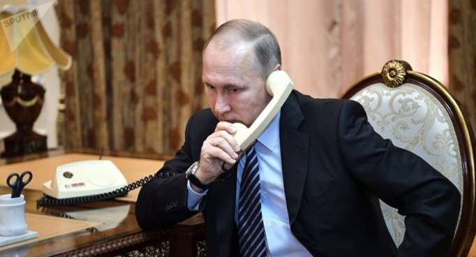 Telefonat: Putin informiert Assad über Russlands Gegenmaßnahmen nach Il-20-Tragödie