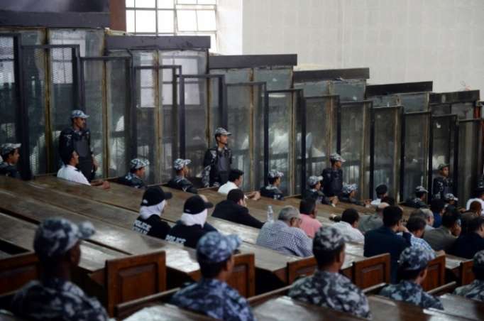 Corte en Egipto confirma condenas a la pena capital para 20 islamistas