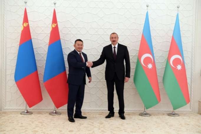 Presidentes de Azerbaiyán y Mongolia se reúnen-FOTOS