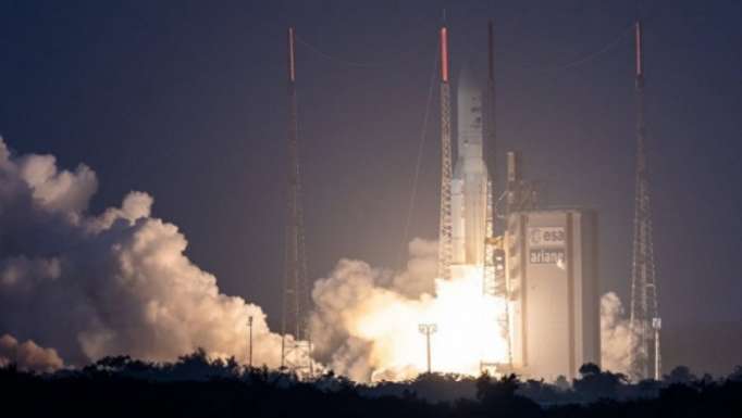 Ariane launches Azerspace-2 - VIDEO