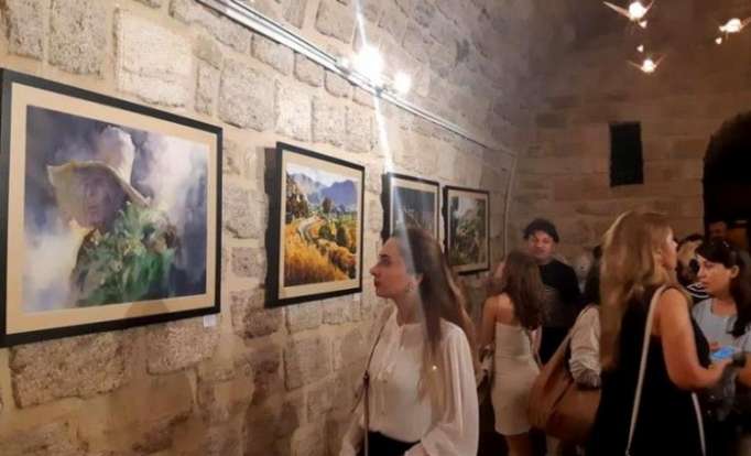 Artistas peruanos en Azerbaiyán, muestra colectiva en Bakú