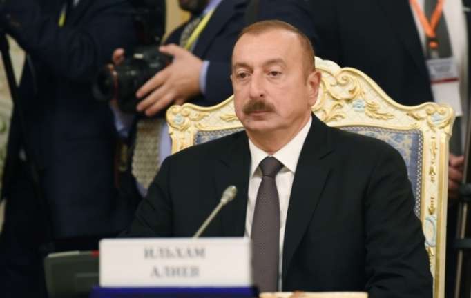 Präsident Aliyev besucht Sitzung des Staatschefsrates der GUS-Staaten - Fotos