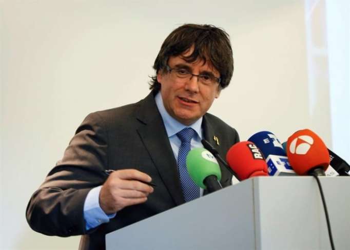 Archivada la denuncia de Puigdemont por amenazas desde un tanque en Zaragoza