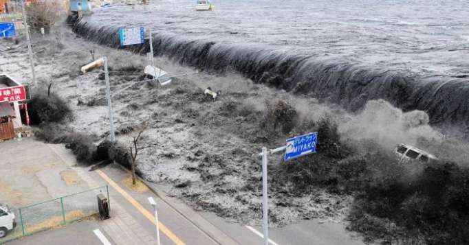 Alerta de tsunami en Indonesia tras un terremoto de magnitud 7,5 en la isla de Célebes