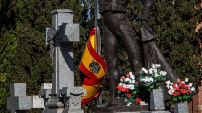 La familia enterrará a Franco en la catedral de la Almudena si se exhuma