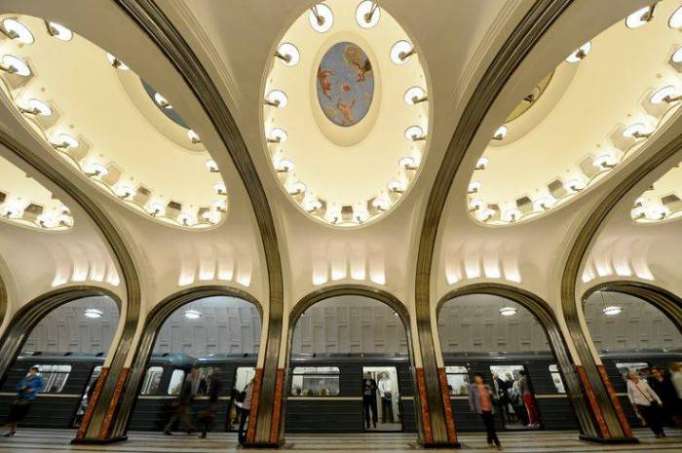 Russie: un policier abattu dans le métro de Moscou