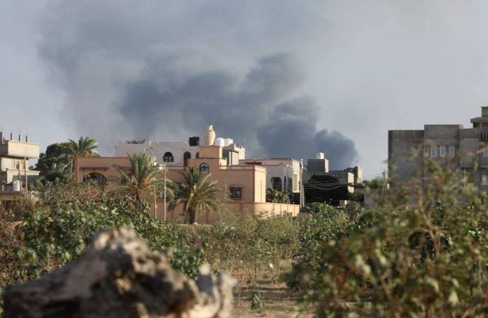 فرار مئات السجناء في العاصمة الليبية وسط اشتداد الاشتباكات المسلحة