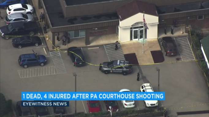 1 dead 4 injured after shooting at Pennsylvania courthouse - VIDEO