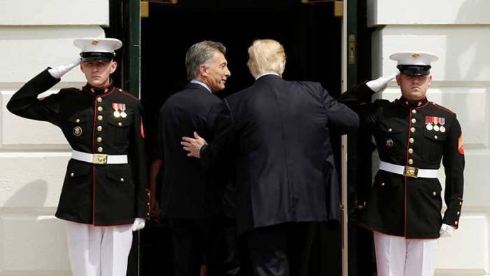 Trump expresa su "firme apoyo" a Argentina frente a la crisis