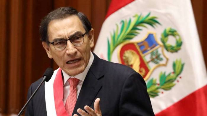 El presidente peruano amenaza con disolver el Congreso si no aprueba reformas