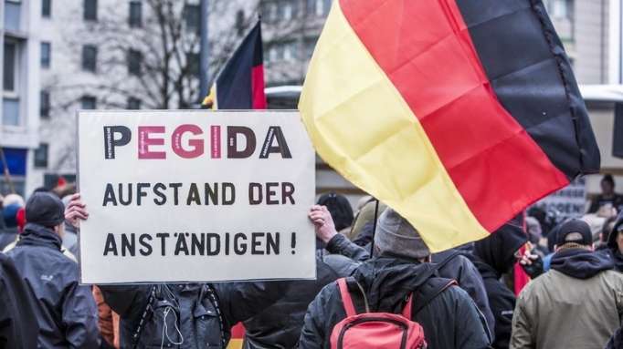 Verkauf des "Pegida-Galgens" untersagt - Klage Gabriels erfolgreich