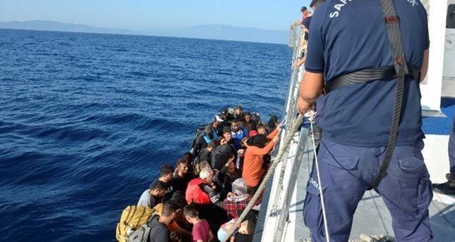 Turkish coast guard rescues 16 irregular migrants off coast of southwestern Mugla