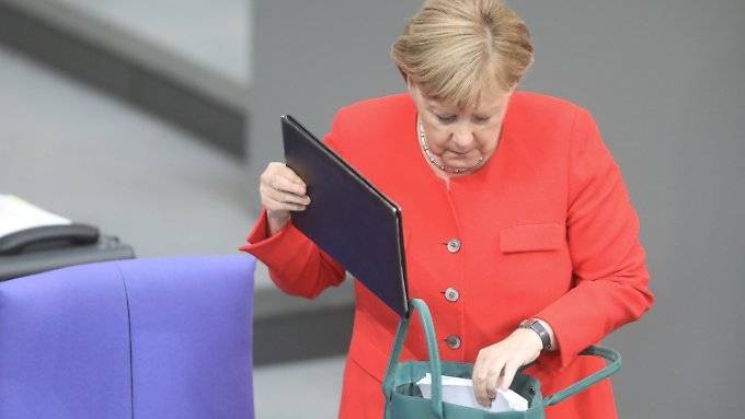 Merkel lässt Maaßen angeblich fallen