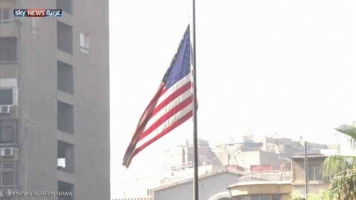 السفارة الأميركية في القاهرة تتحدث عن "حادث" قرب مقرها
