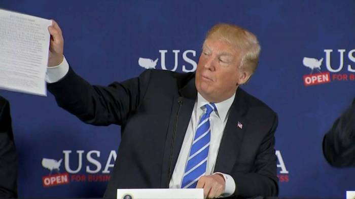 Porto Rico : Trump nie le bilan officiel de 3.000 morts de l