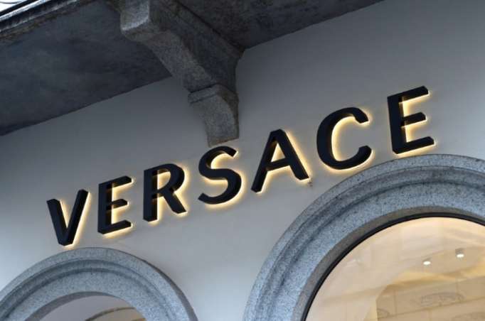 Mode: Michael Kors rachète Versace pour 1,83 milliard d