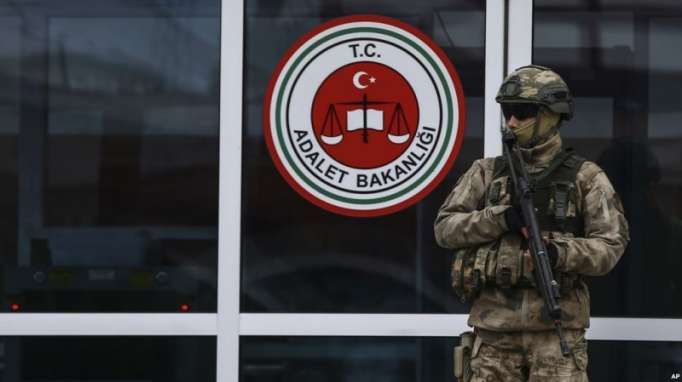 Turquie: arrestation de 85 militaires en lien avec le putsch manqué
