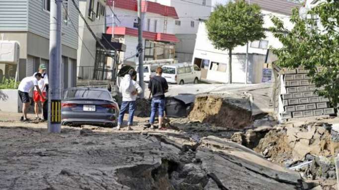 El terremoto en el norte de Japón deja al menos 32 desaparecidos y más de cien heridos