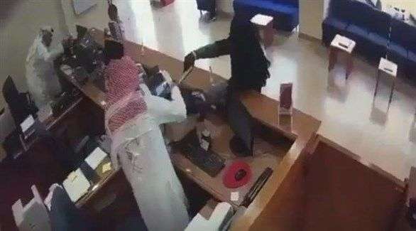 الداخلية الكويتية تعلن القبض على "المُنَقّب" منفذ عملية السطو على بنك الخليج