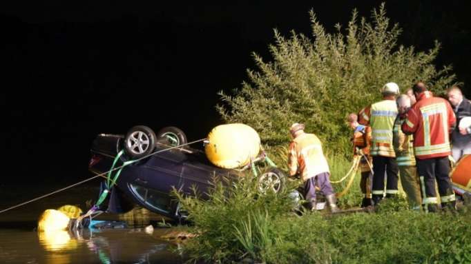 Paar stirbt bei Fährunglück auf dem Neckar