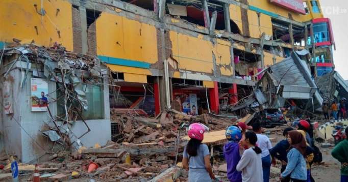 Death toll from Indonesian quake, tsunami rises to 832: agency