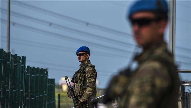 Nouvelles arrestations de militaires en Turquie