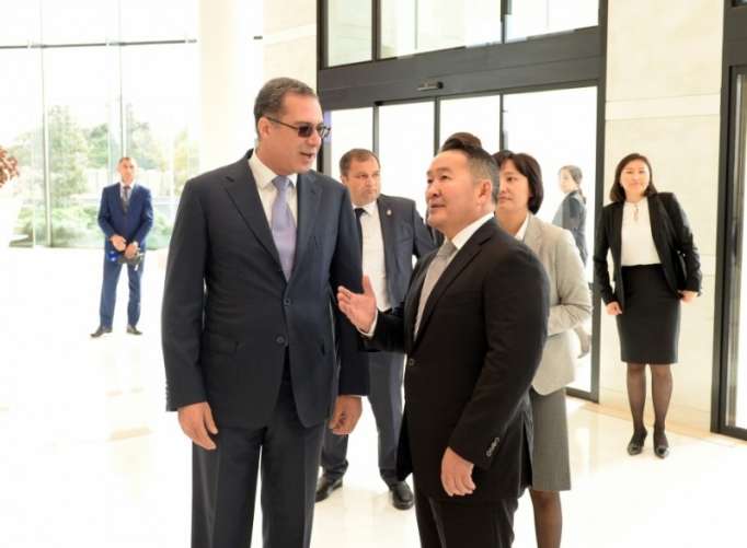 Mongolian President visits SOFAZ