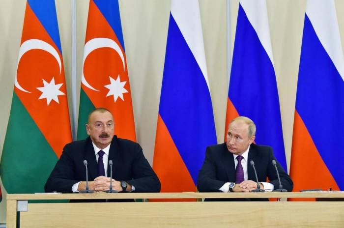 Presidents of Azerbaijan, Russia make press statements