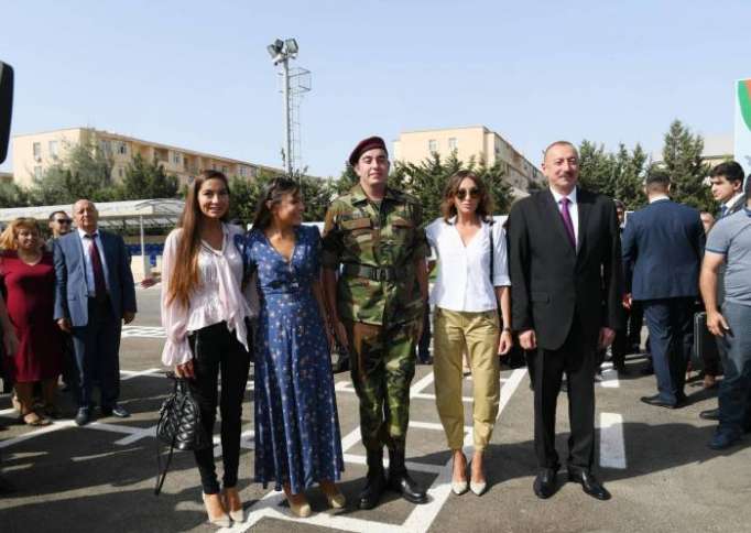 Ilham Aliyev attends oath-taking ceremony for young soldiers