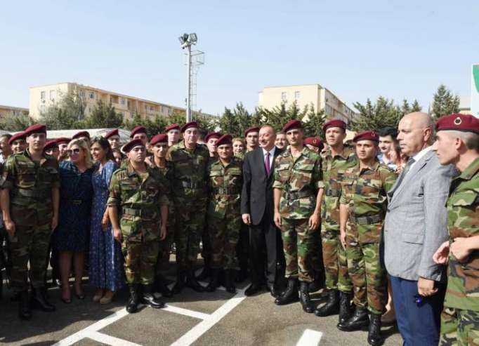 Ilham Aliyev attends oath-taking ceremony for young soldiers