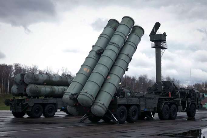 La Russie va livrer des systèmes antiaériens à l
