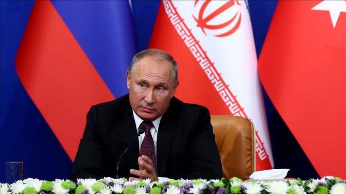 Poutine: Le sommet a appelé à la remise des armes, sur la suggestion d
