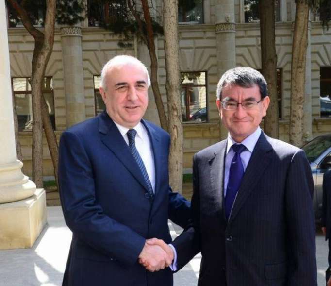 Azerbaijani, Japanese FMs meet in Baku - UPDATED