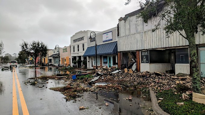 Hurrikan "Michael" wütet an Floridas Küste