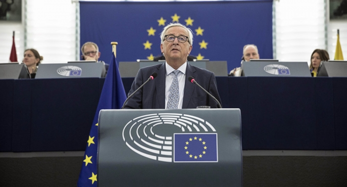 Juncker: la UE puede edificar un sistema de seguridad solo en cooperación con Rusia