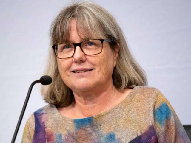 Wikipedia criticised after it emerges female Nobel laureate had page rejected