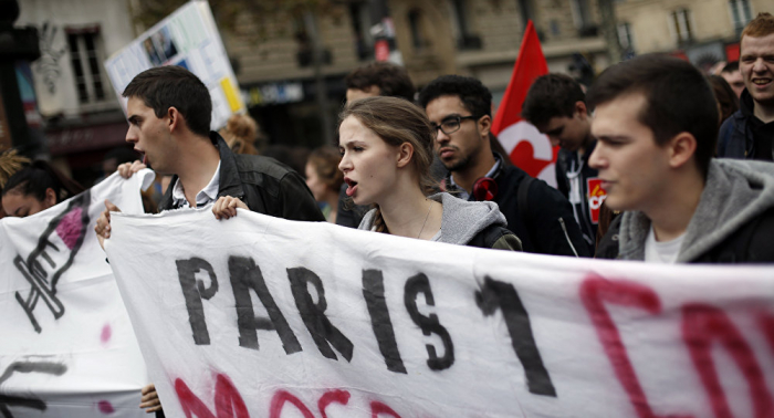 Los sindicatos franceses protestan contra las políticas gubernamentales en París