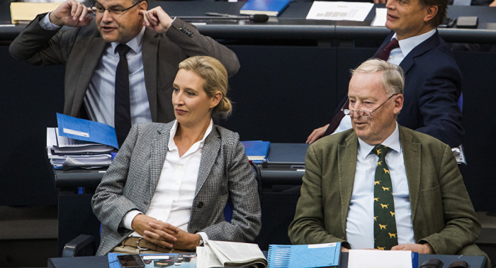 „Islam gehört zu Merkel, Merkel nicht zu Deutschland“ – AfD verärgert Bundestag