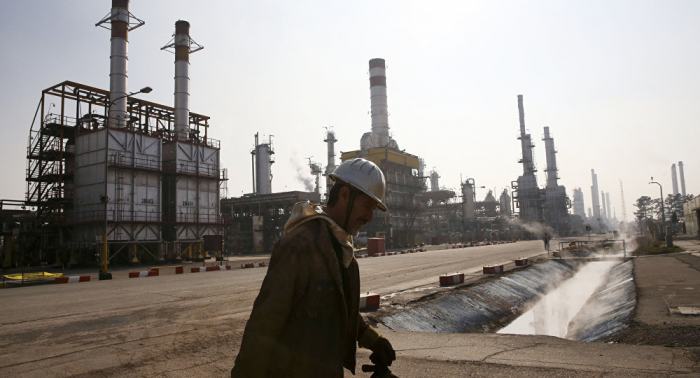 USA befürchten: Iran kann mit Russlands Hilfe „Öl-Sanktionen“ umgehen – Zeitung