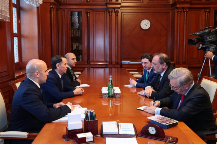 Il existe de bonnes opportunités pour développer les relations entre l’Azerbaïdjan et l’Uruguay