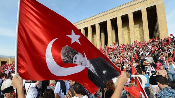 Turquía celebra el 95 aniversario del establecimiento de la República