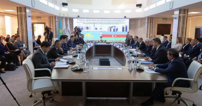 Azərbaycan-Qazaxıstan arasında Protokol imzalanıb